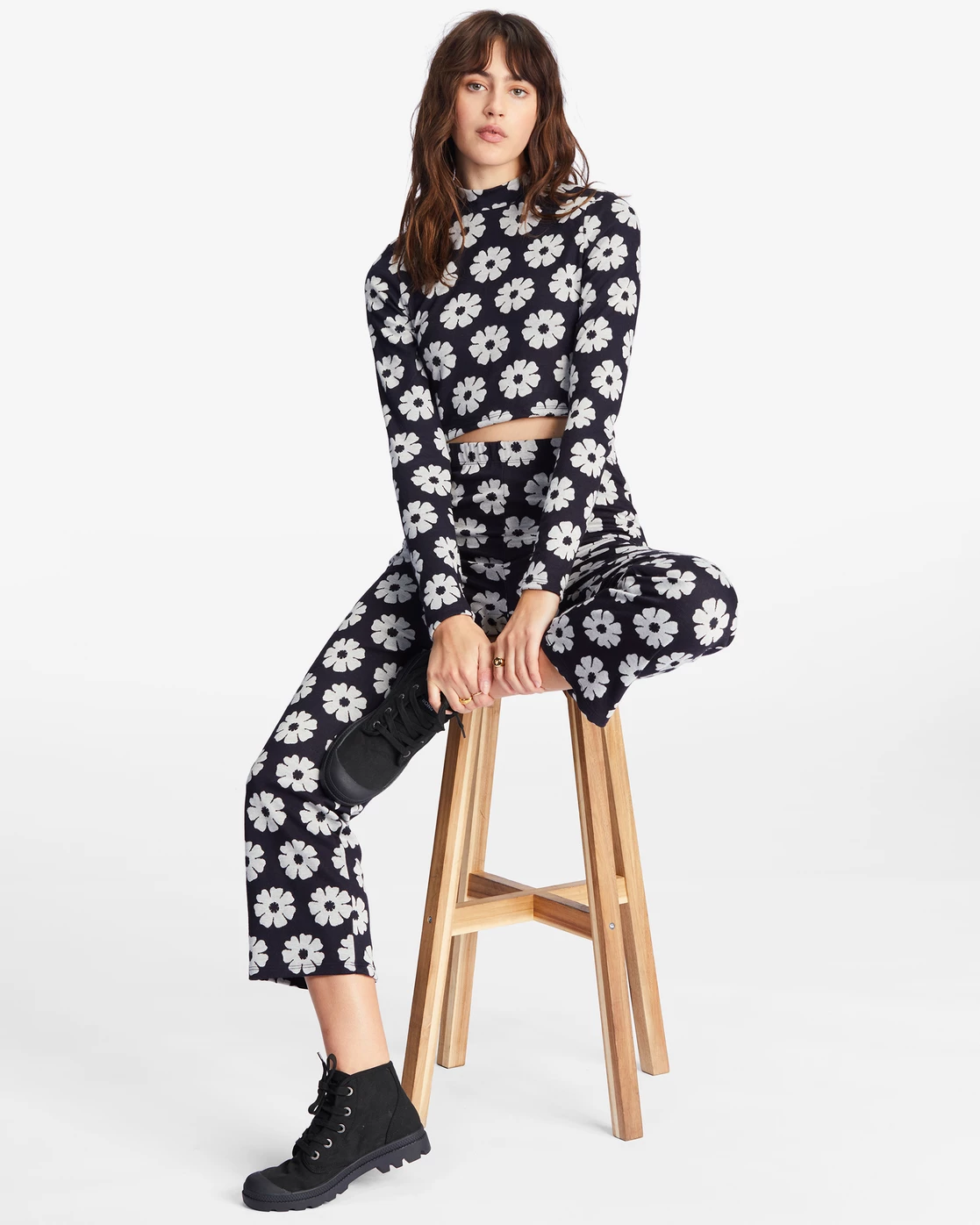Billabong Daisy Days Cropped Bodycon Long Sleeve Top BLACK 4 Billabong Daisy Days Cropped Bodycon Long Sleeve Top BLACK - Image 4