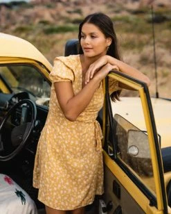 Billabong Hot Tropics Mini Wrap Dress GOLDIE (ykv0) -billabong shop abjwd00524 billabongl ykv0 frt1 1