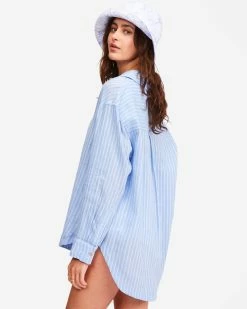 Billabong Good To Go Button-Down Top. SWEET BLUE (bka0) -billabong shop abjwt00250 billabongw bka0 bck1